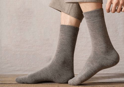 襪子 被忽視的時(shí)尚細(xì)節(jié)，還是品味的敗筆？